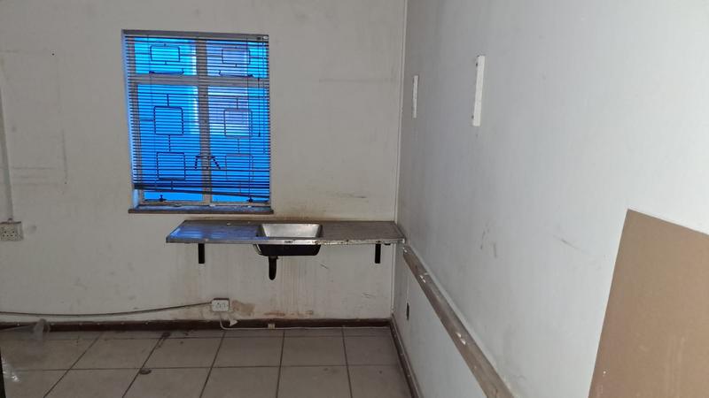 To Let commercial Property for Rent in Sydenham Eastern Cape